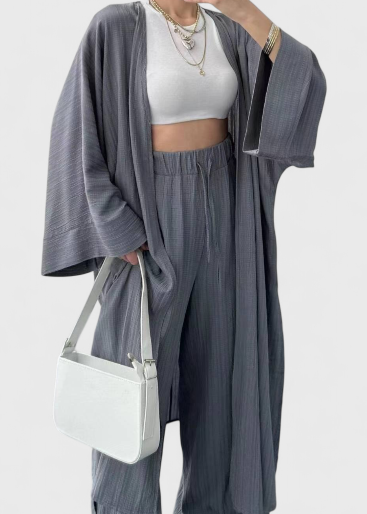 Kaspijos dviejų dalių atsipalaidavimo komplektas su ilgu kimono