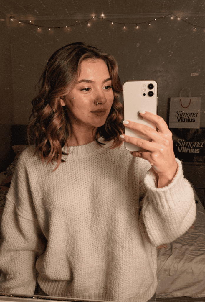 a (22)